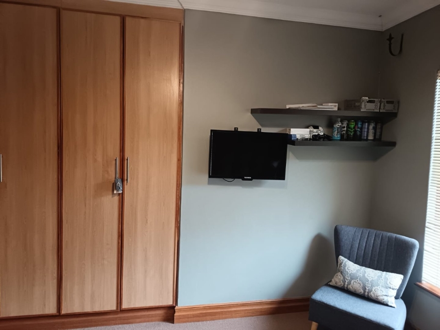 3 Bedroom Property for Sale in Roylglen Gardens Northern Cape